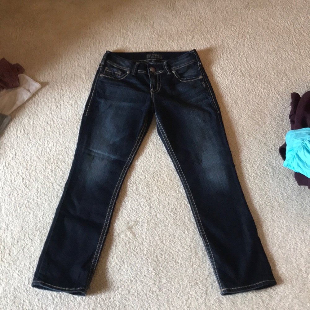 SILVER JEANS:SUKI CAPRI SIZE 26